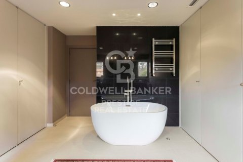 Снять в аренду пентхаус в Барселона, Испания с 5 спален, 520м², № 6165 - фото 21