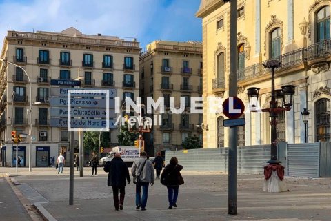 153 sq.m. commercial property for sale in Sant Marti, Barcelona, Catalonia, Spain № 1918 - photo 19