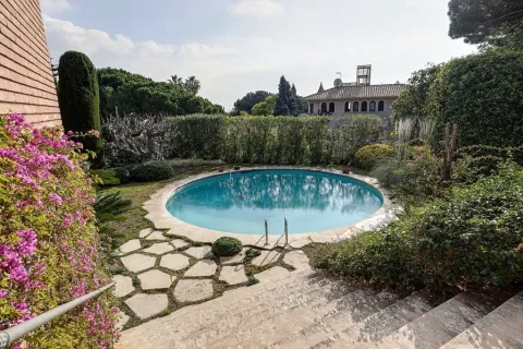 10 bedrooms house for sale in Barcelona, Catalonia, Spain № 1711 - photo 17