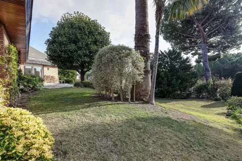 10 bedrooms house for sale in Barcelona, Catalonia, Spain № 1711 - photo 18