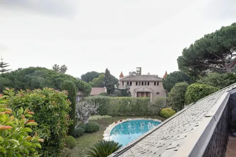 10 bedrooms house for sale in Barcelona, Catalonia, Spain № 1711 - photo 16
