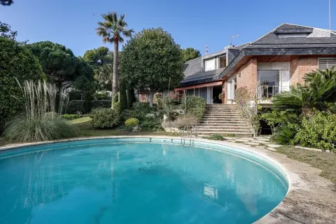 10 bedrooms house for sale in Barcelona, Catalonia, Spain № 1711