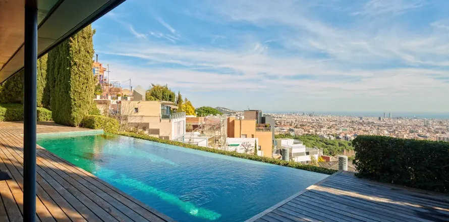8 bedrooms house for sale in Barcelona, Catalonia, Spain № 1712