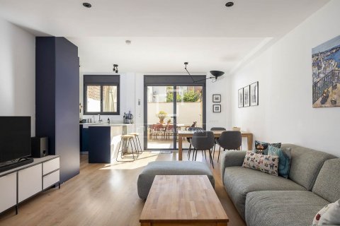 3 bedrooms apartment for sale in Barcelona, Catalonia, Spain № 8611