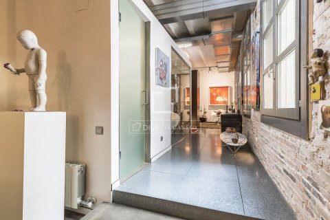 2 bedrooms apartment for sale in Barcelona, Catalonia, Spain № 8613 - photo 26