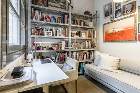 2 bedrooms apartment for sale in Barcelona, Catalonia, Spain № 8613 - photo 29