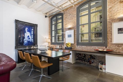 2 bedrooms apartment for sale in Barcelona, Catalonia, Spain № 8613 - photo 6