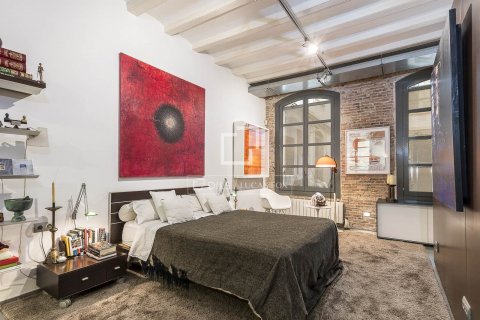 2 bedrooms apartment for sale in Barcelona, Catalonia, Spain № 8613 - photo 18