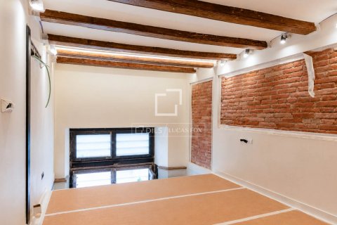 3 bedrooms apartment for sale in Barcelona, Catalonia, Spain № 8614 - photo 6