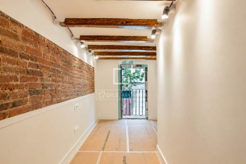 3 bedrooms apartment for sale in Barcelona, Catalonia, Spain № 8614 - photo 12