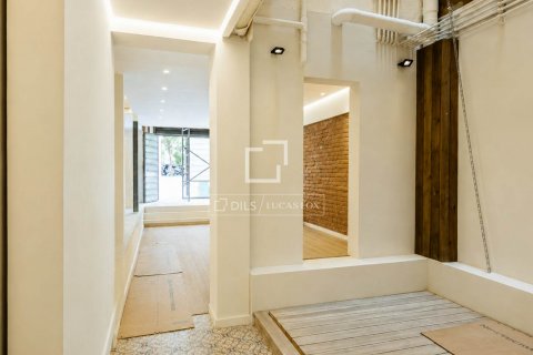 3 bedrooms apartment for sale in Barcelona, Catalonia, Spain № 8614 - photo 19