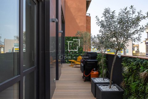 2 bedrooms penthouse for sale in Barcelona, Catalonia, Spain № 8615 - photo 13