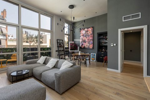 2 bedrooms penthouse for sale in Barcelona, Catalonia, Spain № 8615 - photo 9