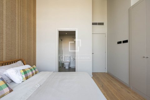2 bedrooms penthouse for sale in Barcelona, Catalonia, Spain № 8615 - photo 25