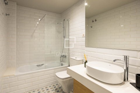 2 bedrooms penthouse for sale in Barcelona, Catalonia, Spain № 8615 - photo 21