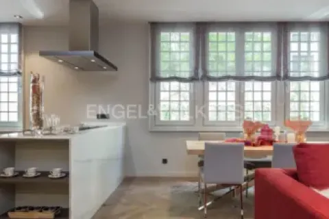 4 bedrooms apartment for sale in Ciutat Vella, Barcelona, Catalonia, Spain № 2634 - photo 19