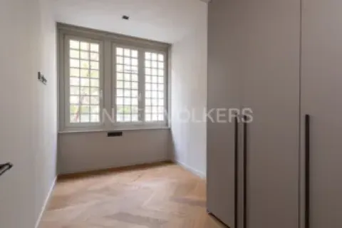 4 bedrooms apartment for sale in Ciutat Vella, Barcelona, Catalonia, Spain № 2634 - photo 13