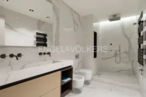 4 bedrooms apartment for sale in Ciutat Vella, Barcelona, Catalonia, Spain № 2634 - photo 12