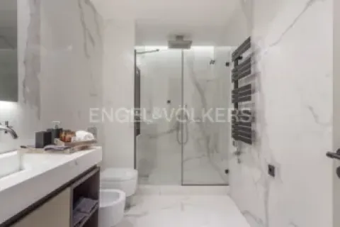 4 bedrooms apartment for sale in Ciutat Vella, Barcelona, Catalonia, Spain № 2634 - photo 10