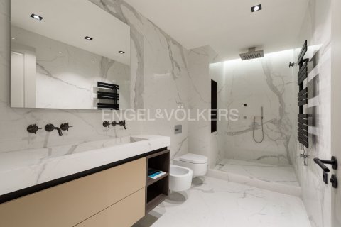 3 bedrooms apartment for sale in Ciutat Vella, Barcelona, Catalonia, Spain № 2636 - photo 15