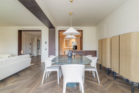 Apartamento de 3 dormitorios en venta en Barcelona, Cataluña, Spain № 7115 - foto 22