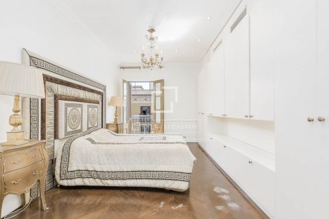 4 bedrooms apartment for sale in Barcelona, Catalonia, Spain № 8534 - photo 18