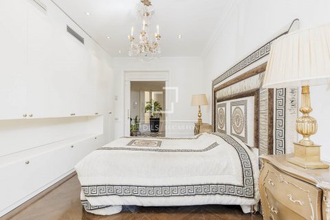4 bedrooms apartment for sale in Barcelona, Catalonia, Spain № 8534 - photo 21