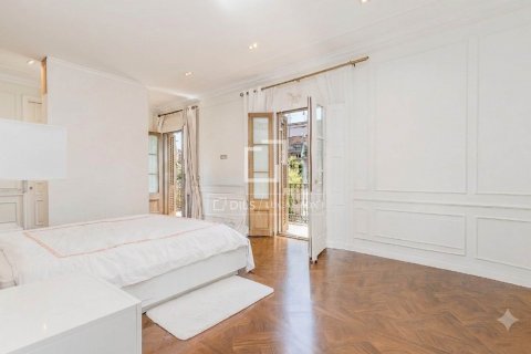 4 bedrooms apartment for sale in Barcelona, Catalonia, Spain № 8534 - photo 27