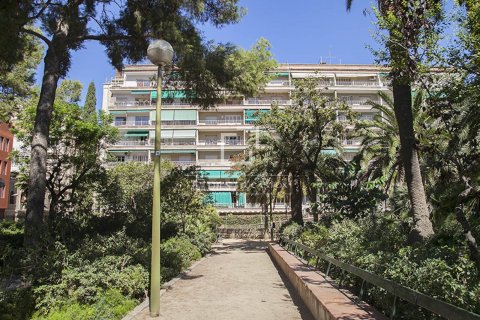 4 bedrooms apartment for sale in Barcelona, Catalonia, Spain № 8529 - photo 12
