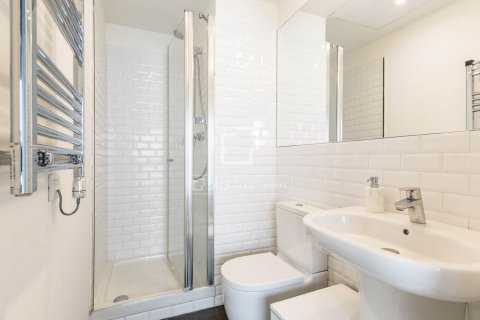 2 bedrooms apartment for sale in Barcelona, Catalonia, Spain № 8532 - photo 21