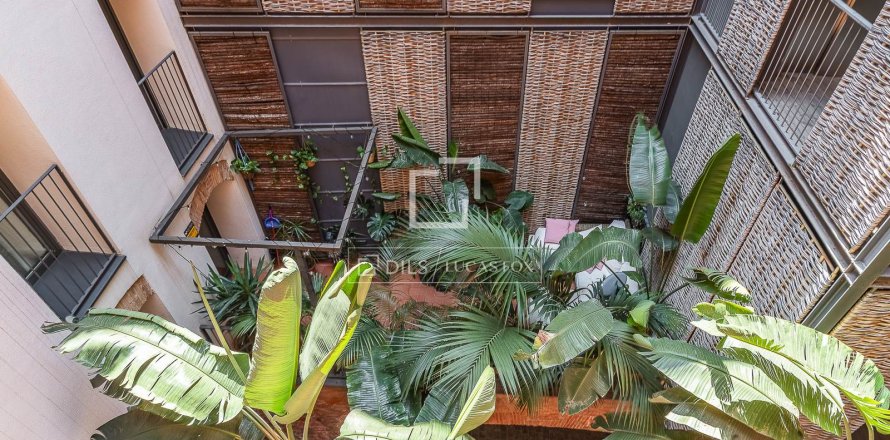 2 bedrooms apartment for sale in Barcelona, Catalonia, Spain № 8532