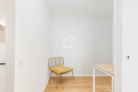 2 bedrooms apartment for sale in Barcelona, Catalonia, Spain № 8532 - photo 18