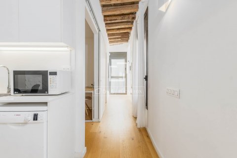 2 bedrooms apartment for sale in Barcelona, Catalonia, Spain № 8532 - photo 15