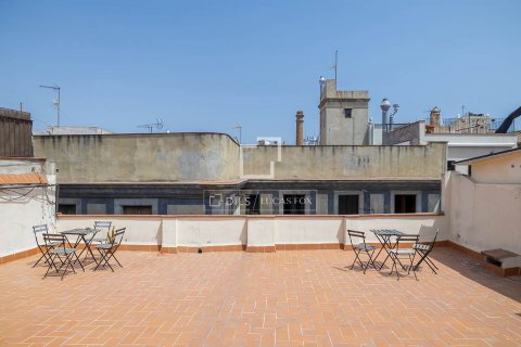 Apartamento de 3 dormitorios en venta en Barcelona, Cataluña, Spain № 8533 - foto 22