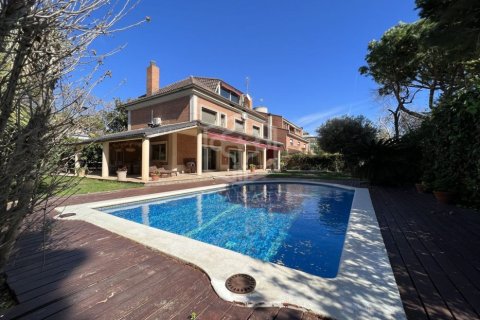 4 bedrooms villa for sale in Barcelona, Catalonia, Spain № 1300