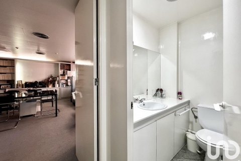 1 chambre commercial property à vendre à Barcelona, Catalonia, Spain № 5014 - photo 26