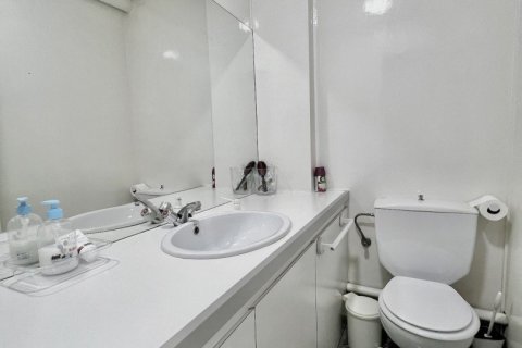 1 chambre commercial property à vendre à Barcelona, Catalonia, Spain № 5014 - photo 27