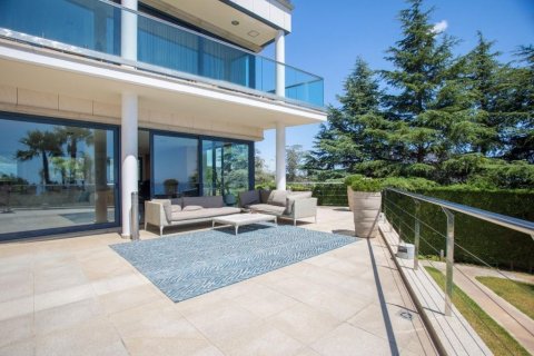 Сasa de 7 dormitorios en venta en Sant Andreu de Llavaneres, Barcelona, Cataluña, Spain № 1416 - foto 17
