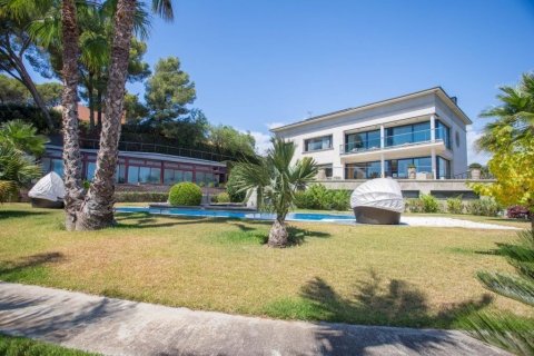 Сasa de 7 dormitorios en venta en Sant Andreu de Llavaneres, Barcelona, Cataluña, Spain № 1416 - foto 22