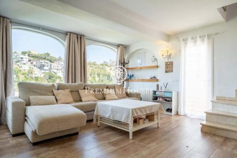 4 bedrooms house for sale in Sitges, Barcelona, Catalonia, Spain № 2384 - photo 4