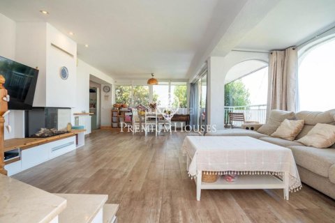 4 bedrooms house for sale in Sitges, Barcelona, Catalonia, Spain № 2384 - photo 5