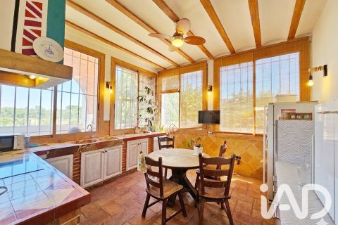 5 bedrooms house for sale in Montbrio del Camp, Tarragona, Catalonia, Spain № 8389 - photo 19