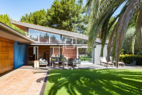 6 bedrooms villa for sale in Sant Vicenc De Montalt, Barcelona, Catalonia, Spain № 4356 - photo 3