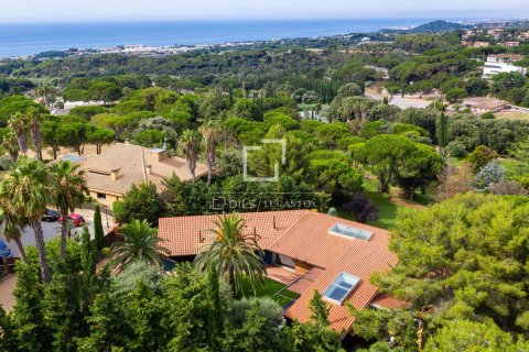 6 bedrooms villa for sale in Sant Vicenc De Montalt, Barcelona, Catalonia, Spain № 4356