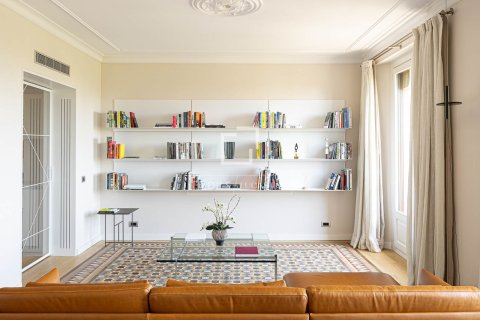 3 bedrooms apartment for sale in Barcelona, Catalonia, Spain № 4359 - photo 10