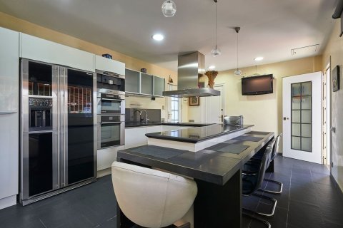 6 bedrooms house for sale in Sant Just Desvern, Barcelona, Catalonia, Spain № 8145 - photo 24