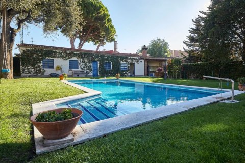 6 bedrooms house for sale in Sant Just Desvern, Barcelona, Catalonia, Spain № 8145 - photo 2