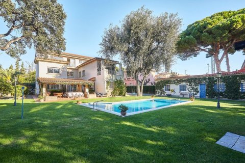 6 bedrooms house for sale in Sant Just Desvern, Barcelona, Catalonia, Spain № 8145