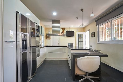 6 bedrooms house for sale in Sant Just Desvern, Barcelona, Catalonia, Spain № 8145 - photo 23