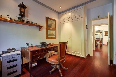6 bedrooms house for sale in Sant Just Desvern, Barcelona, Catalonia, Spain № 8145 - photo 21